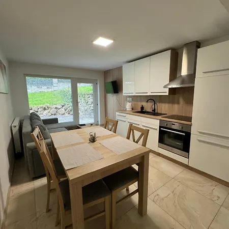 Appartement Komenského 14